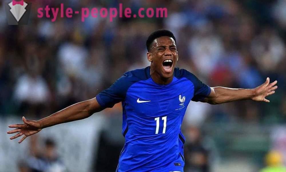 Anthony Marcial: Francuska nogometna karijera, krilni 