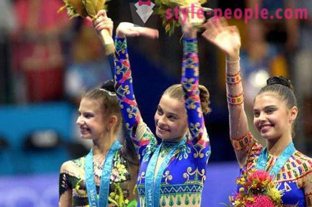 Julia Barsukov: pregled škola za ritmičku gimnastiku olimpijski prvak
