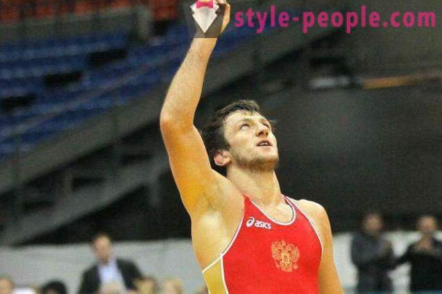 Denis Tsargush, ruski slobodno hrvač: biografija, osobni život, sportski uspjesi
