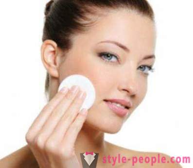 Je li moguće da obrišite lice vodikovog peroksida? Vodik peroksid bore lica, akne i staračke pjege