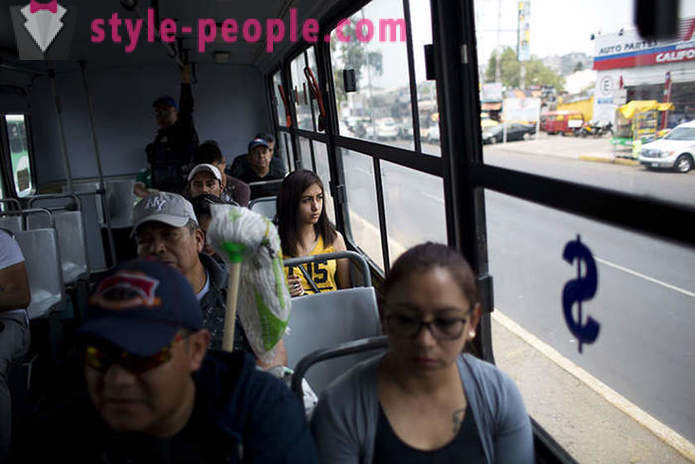 Zašto Mexico City stanovnici kupiti dummy mobitela