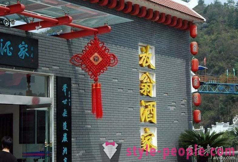 Fanven: Kineski restoran preko ponora