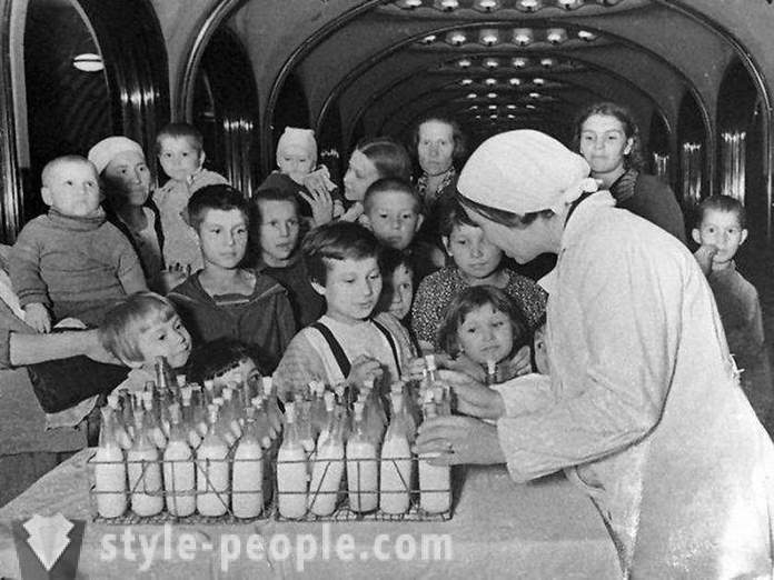Moskovski metro, koji je postao dom za mnoge tijekom rata
