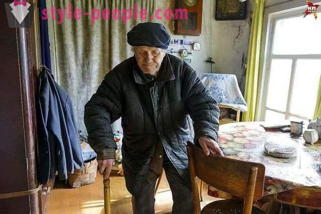 85-godišnja učiteljica selo je nakupila na kuću, ali je dao novac za siročad
