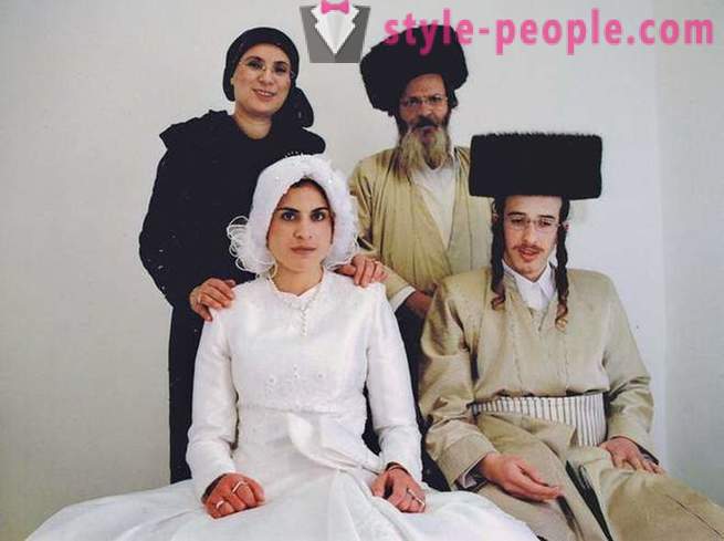 Zašto religiozni Židovi nose posebne odjeće
