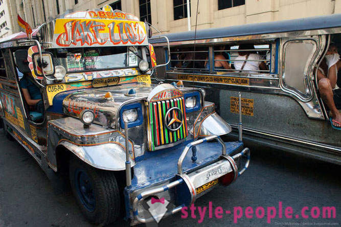 Svijetlo filipinski jeepney