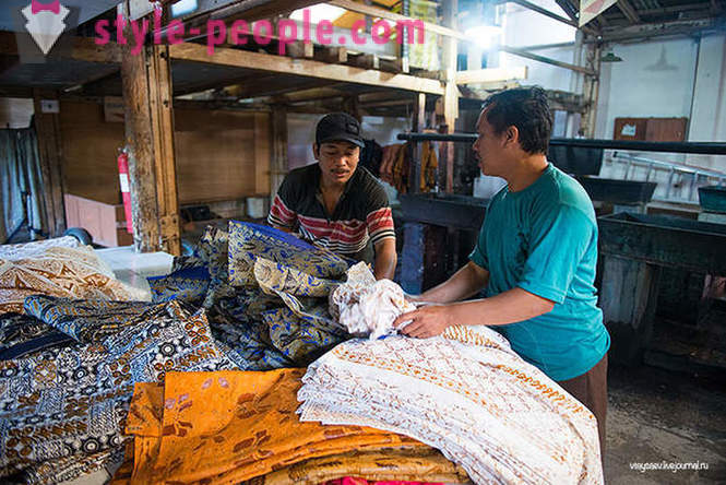 Kako napraviti batik u Indoneziji