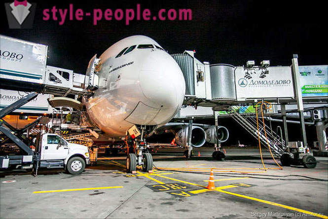 Kako služiti najveći putnički zrakoplov na Domodedovo