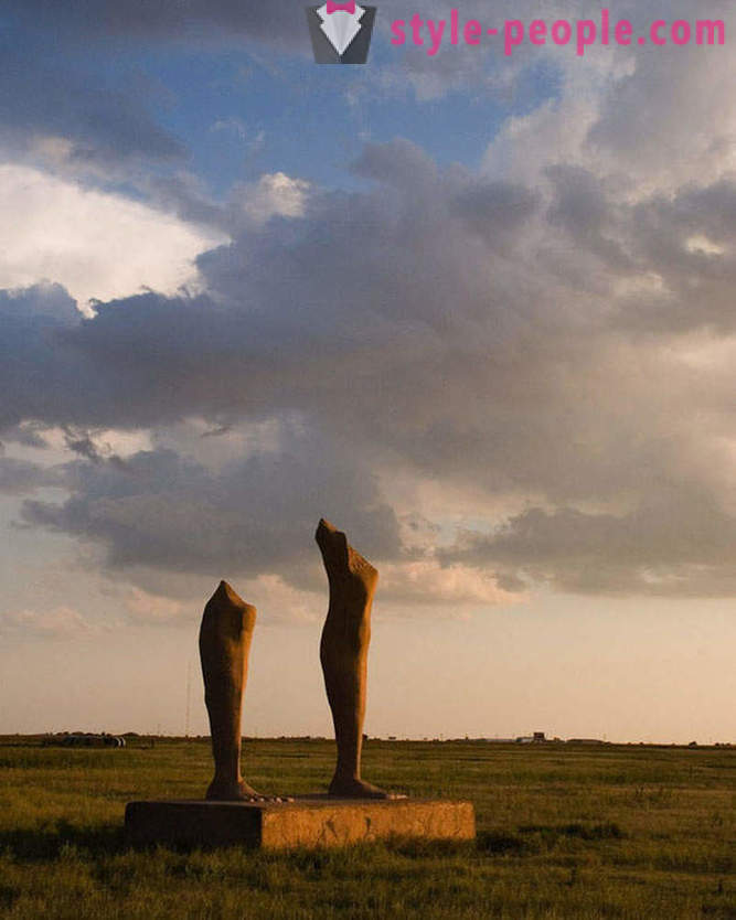 10 najbizarnijih i čudne statue na svijetu