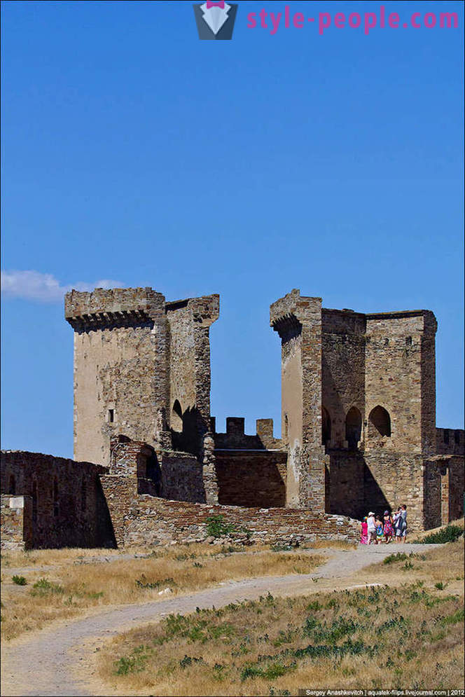 Su Đenovljani utvrda u Sudak