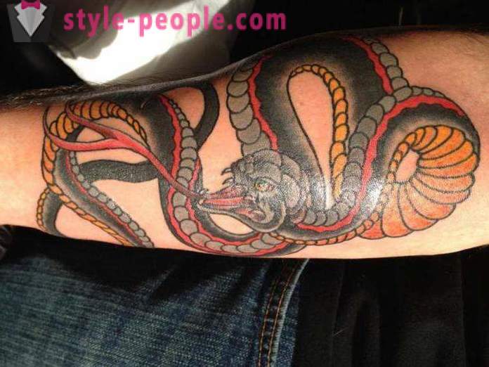 Značenje tetovaža „zmiju”: drevne legende i moderne koncepte