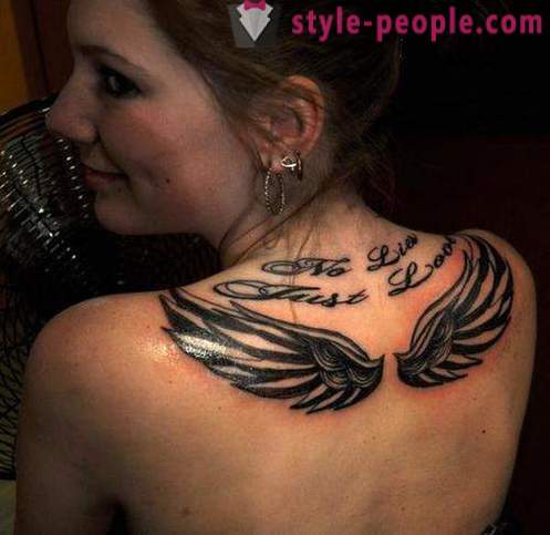 Tattoo „krila” na leđima - izdržljiv Ward