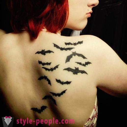 Tattoo „šišmiša” - znak superheroj ili mračnih sila?