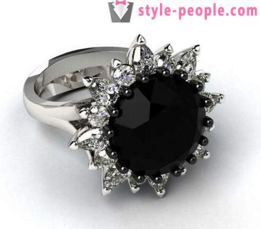 Crni dijamant nakit koji se koristi? Prsten sa Black Diamond