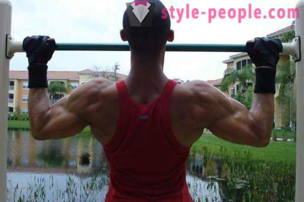 Kako izgraditi mišiće leđa? nekoliko vježbi