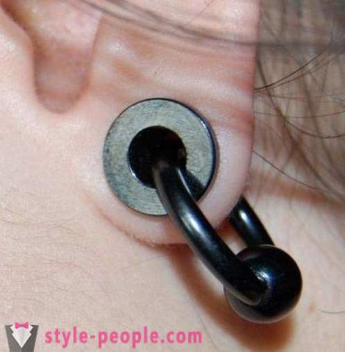 Tuneli u ušima - za ekstremne piercing